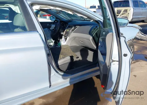 2011 Hyundai Sonata Gls z USA, uszkodzony, nr VIN 5NPEB4AC4BH084829